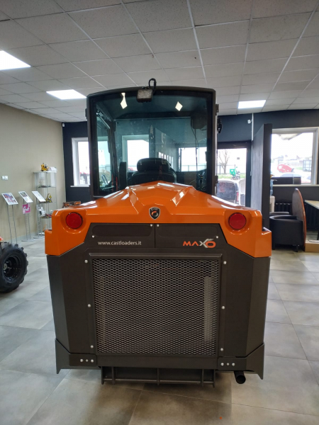 Мини-погрузчик CASTLOADERS MAXO 50 (Шины Тракторные)