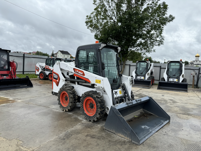 Мини-погрузчик BOBCAT S510 (Г/п 810 кг)