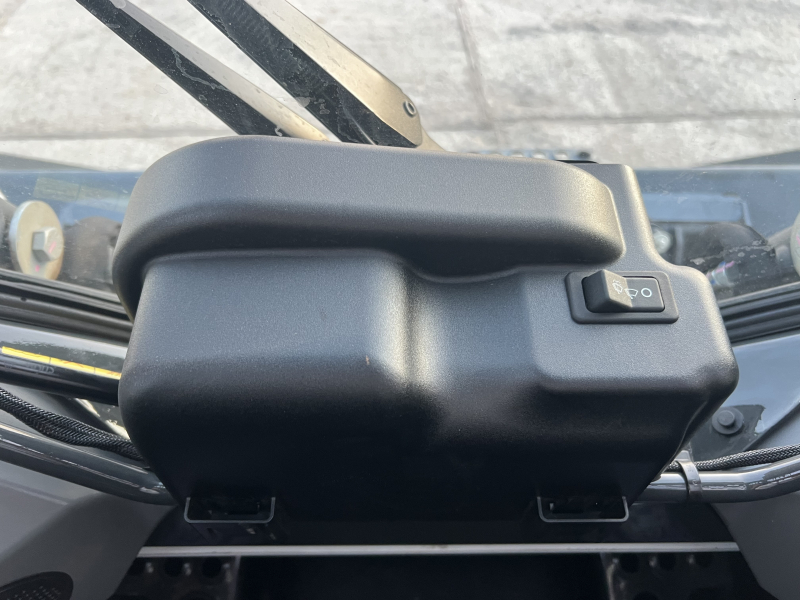 Мини-погрузчик BOBCAT S530 (Г/п 860 кг)