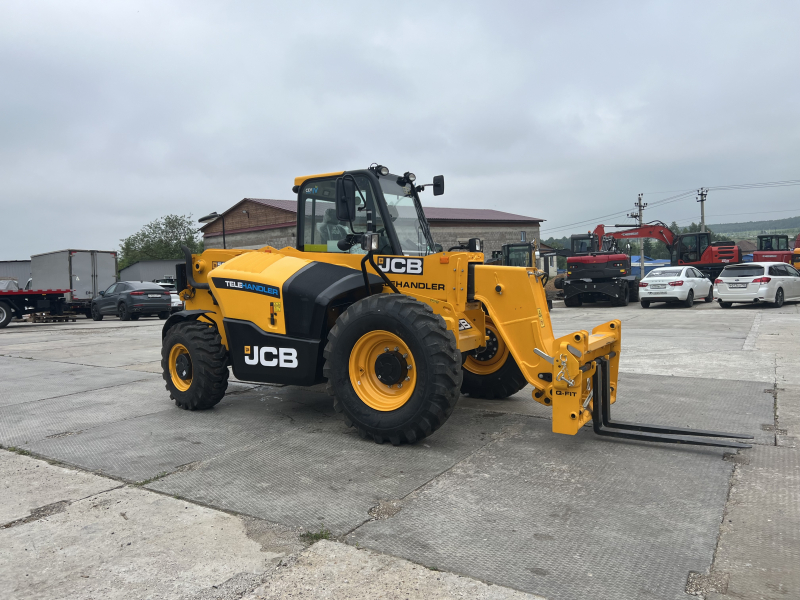 Телескопический погрузчик JCB 530-70 (2023 год)