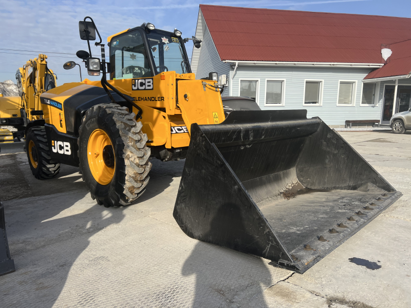 Телескопический погрузчик JCB 530-70 (2023 год)