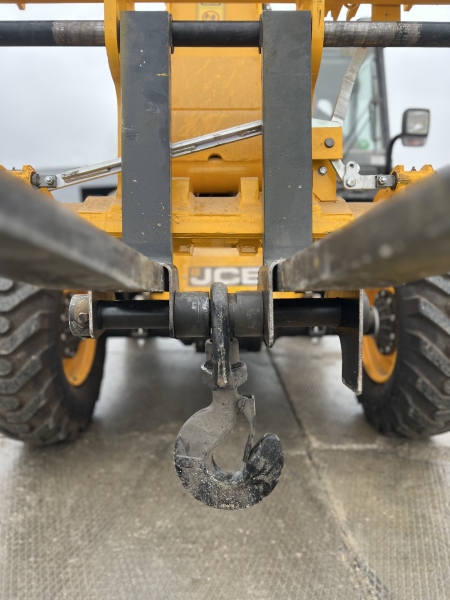 Телескопический погрузчик JCB 530-70 (2023 год)