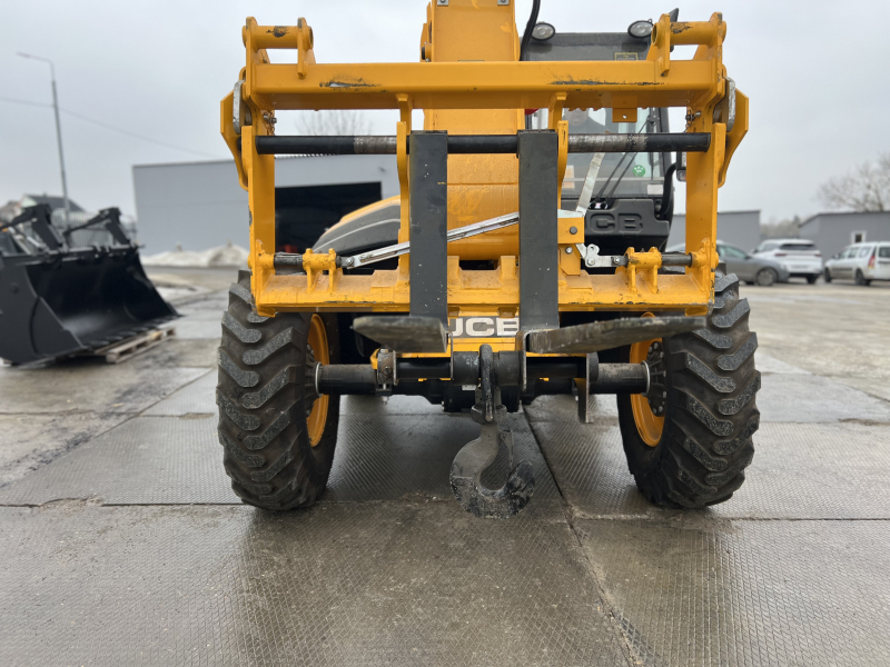 Телескопический погрузчик JCB 530-70 (2023 год)