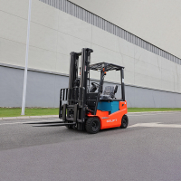 Электропогрузчик вилочный RX 3045L OXLIFT 3000 кг 4500 мм Li-Ion, Side-Shift HV Market