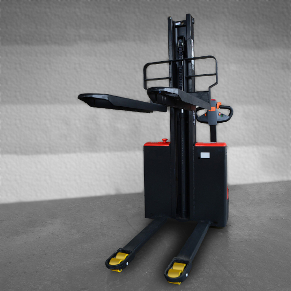 Самоходный штабелер OXLIFT AX12D 1600 мм 1200 кг