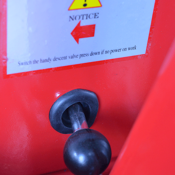 Самоходный одномачтовый подъемник ZXE-1-090 OXLIFT 9000 мм 125 кг