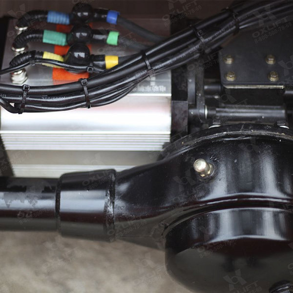 Самоходный ножничный подъемник QZ-030-075 WD OXLIFT 7500 мм 300 кг