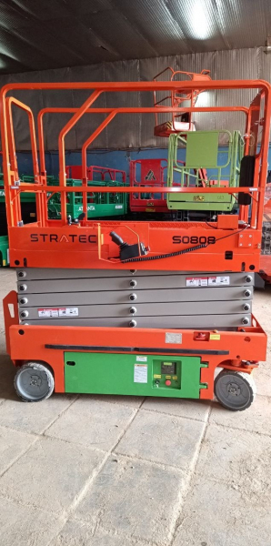 Ножничный подъёмник STRATECH S0808