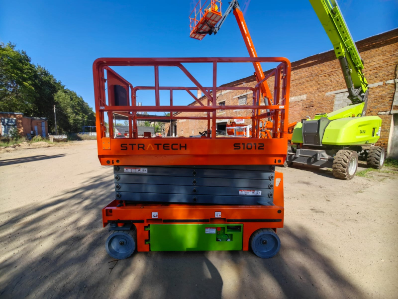 Ножничный подъёмник STRATECH S1012