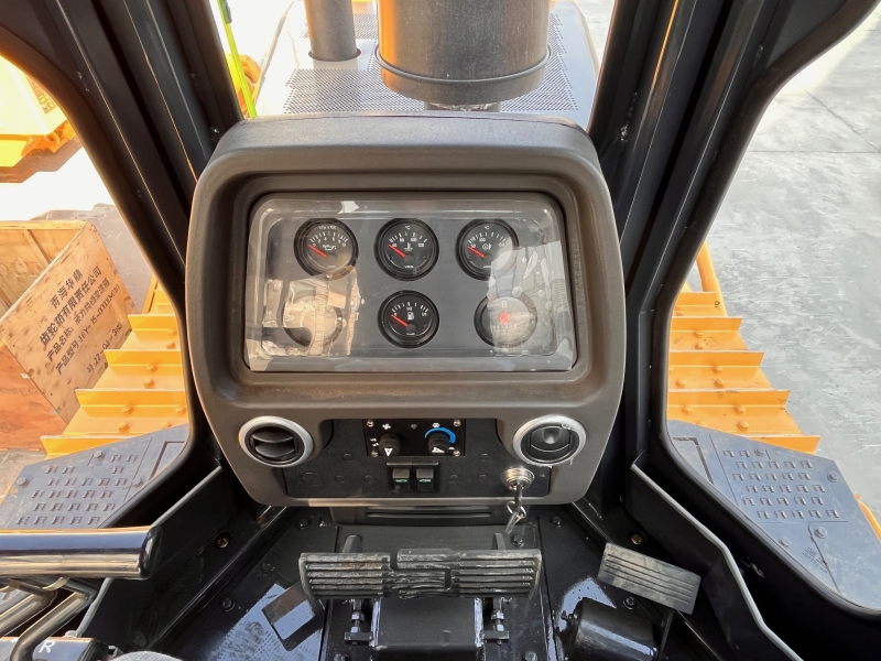 Бульдозер Shantui rSD16 без рыхлителя