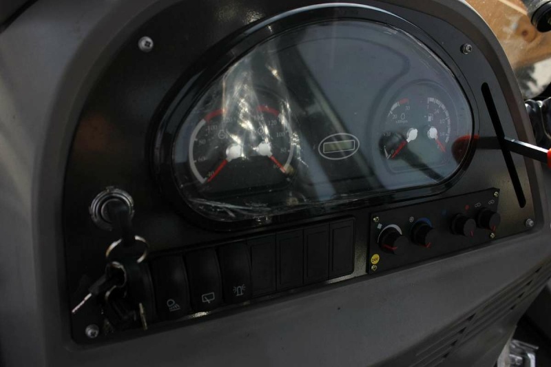 Колесный экскаватор-погрузчик MTK 3CX