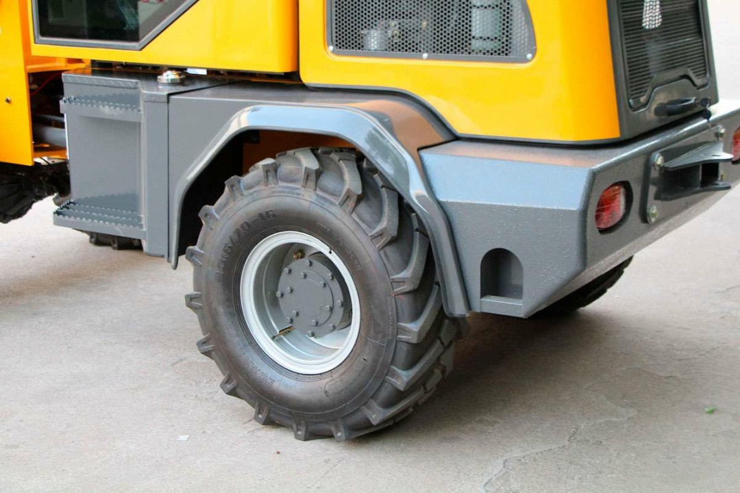 Телескопический погрузчик MTK TL30