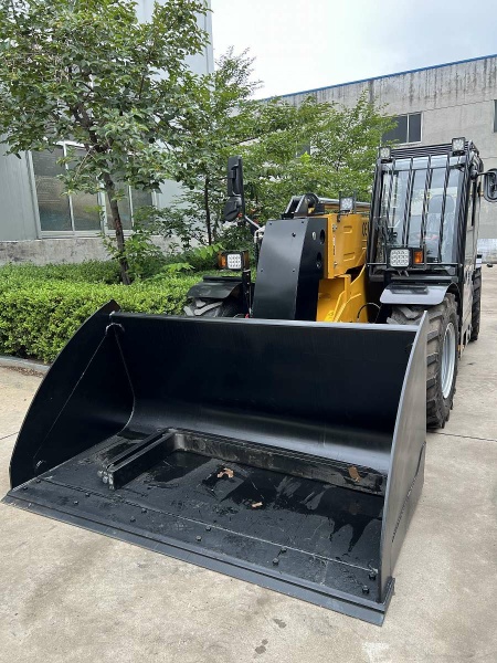 Телескопический погрузчик MTK T30D-68