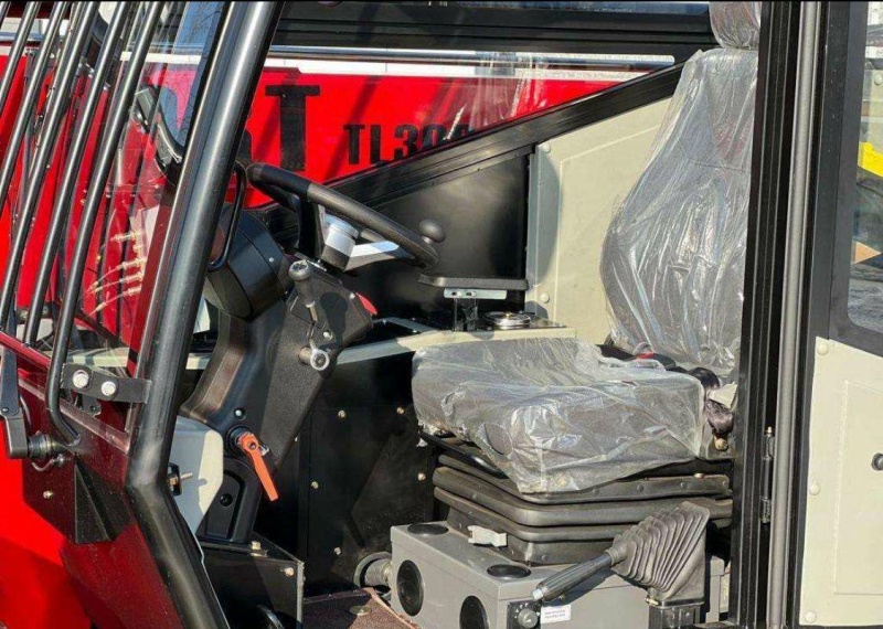 Телескопический погрузчик MTK TL300