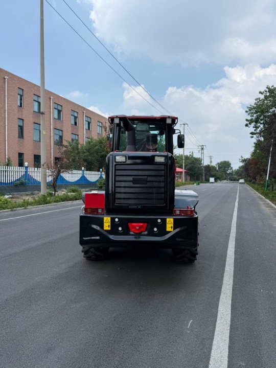 Телескопический погрузчик MTK TL3000