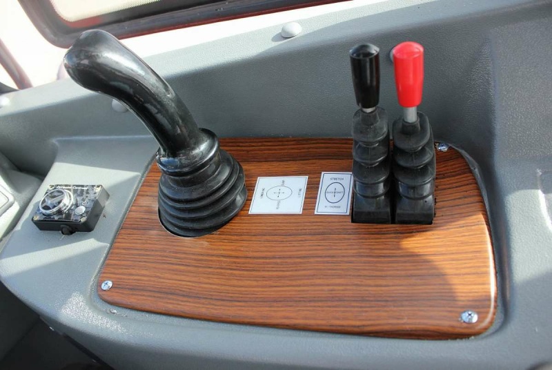 Телескопический погрузчик MTK TL4000