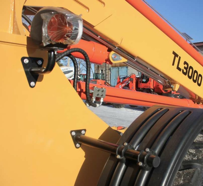 Телескопический погрузчик MTK TL3000+