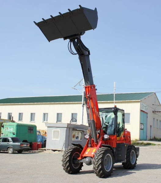 Телескопический погрузчик MTK TL2500