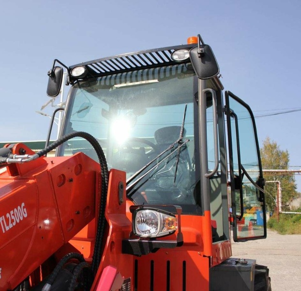 Телескопический погрузчик MTK TL2500