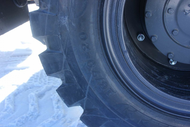 Телескопический погрузчик MTK TL2500 с аутригерами 9м