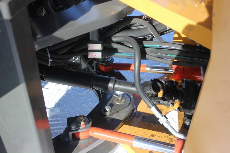 Телескопический погрузчик MTK TL2500 с аутригерами 9м