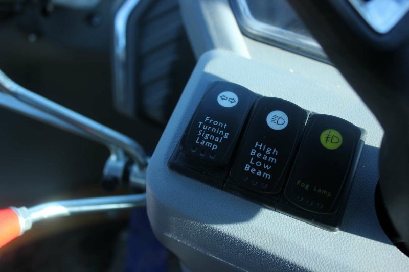 Телескопический погрузчик MTK TL2500 с аутригерами 7м