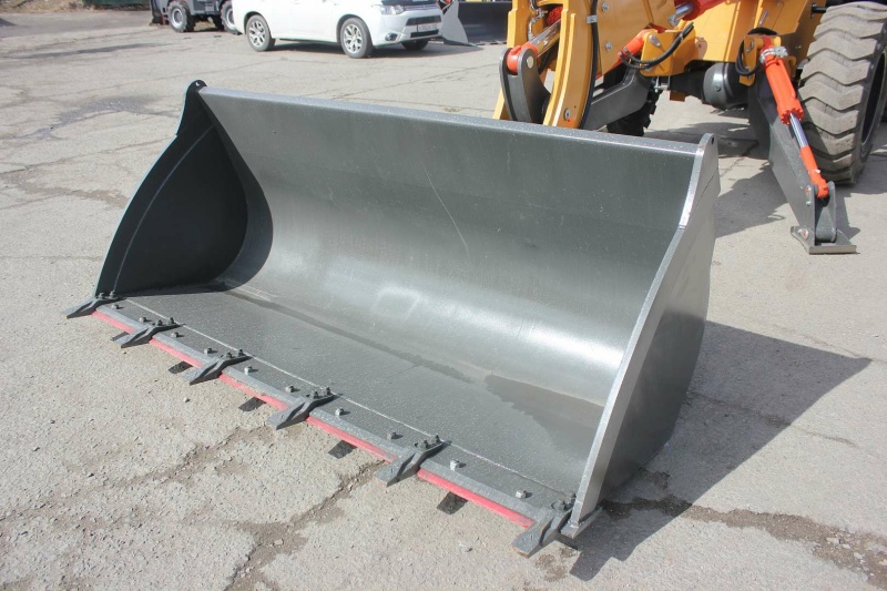 Телескопический погрузчик MTK TL3000 с аутригерами