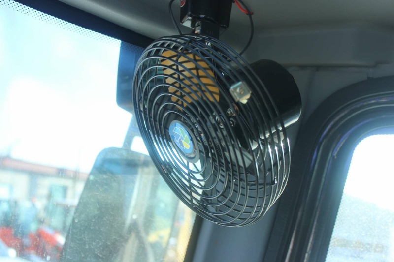 Телескопический погрузчик MTK TL3000 с аутригерами