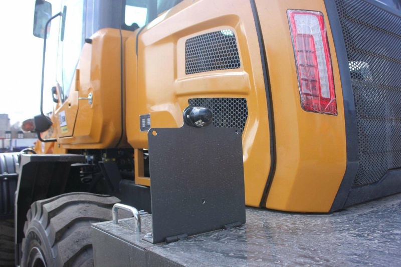 Телескопический погрузчик MTK TL3000 с аутригерами