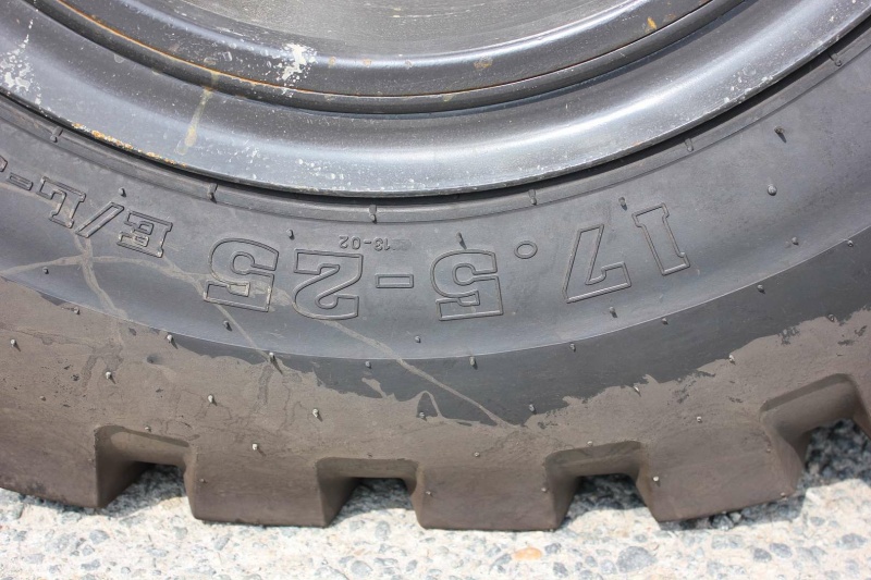 Телескопический погрузчик MTK TL4000 с аутригерами