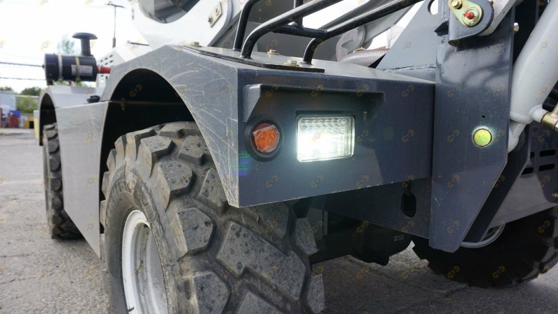 Самоходный бетоносмеситель MTK mix 2.5