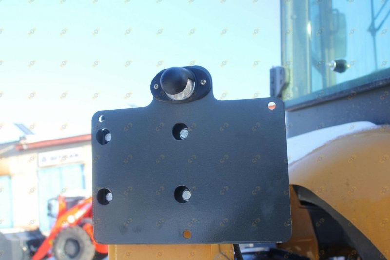 Экскаватор-погрузчик MTK 4CX