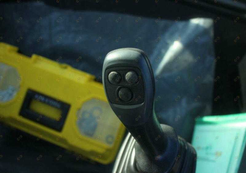 Экскаватор-погрузчик MTK 4CX