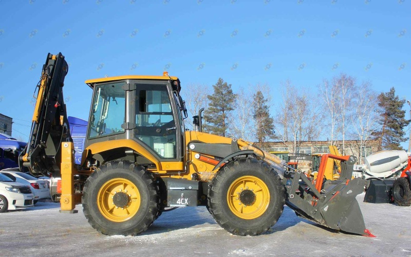 Экскаватор-погрузчик MTK 4CX