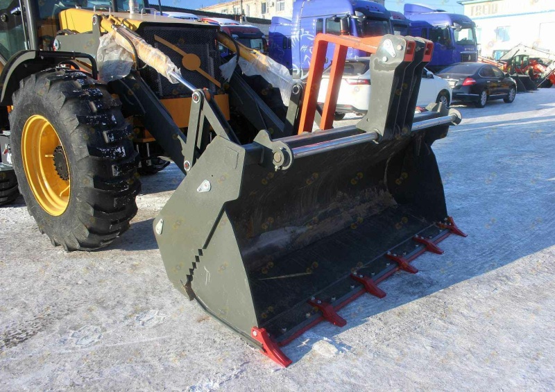 Экскаватор-погрузчик MTK 4CX