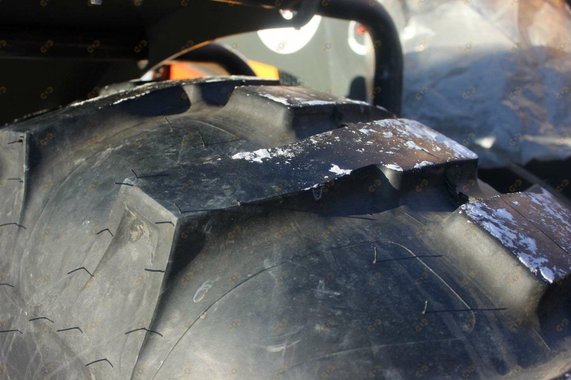 Экскаватор-погрузчик MTK 4CX