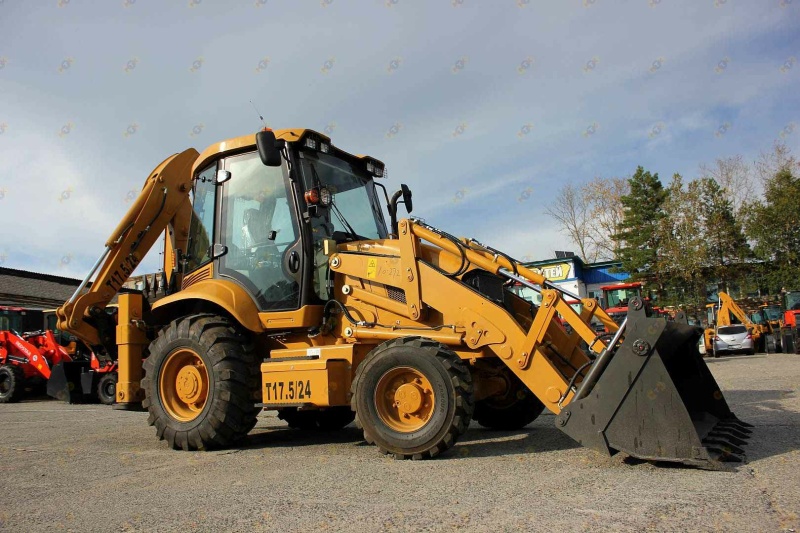 Экскаватор-погрузчик MTK T17,5/24