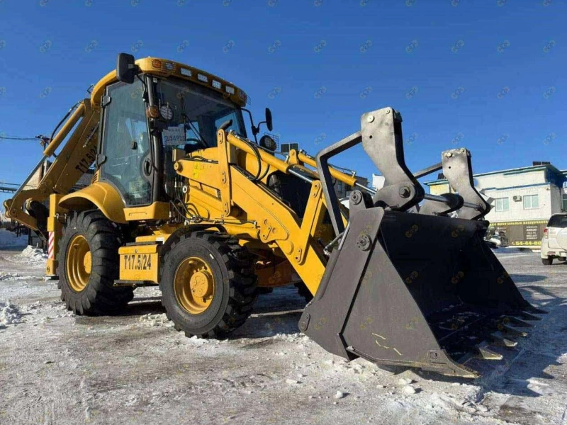 Экскаватор-погрузчик MTK T17,5/24 (Carraro)