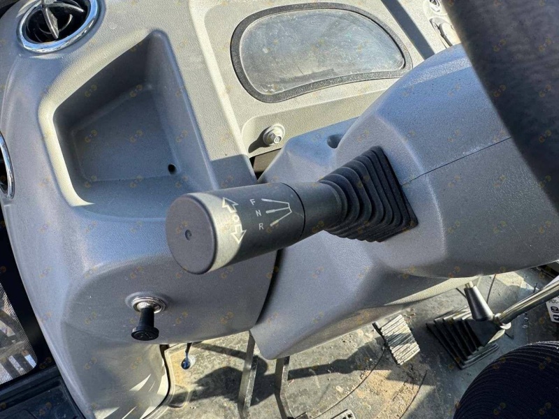 Экскаватор-погрузчик MTK T17,5/24 (Carraro)