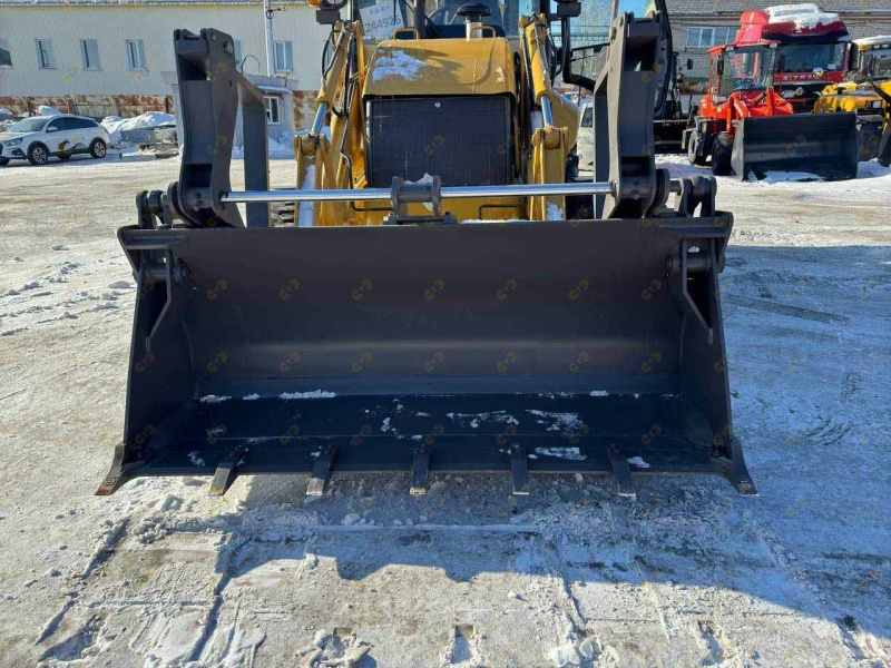 Экскаватор-погрузчик MTK T17,5/24 (Carraro)