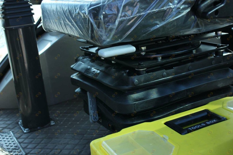 Экскаватор-погрузчик MTK T24/24