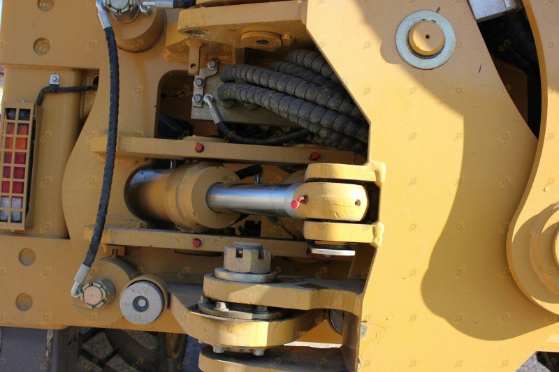 Экскаватор-погрузчик MTK T24/24