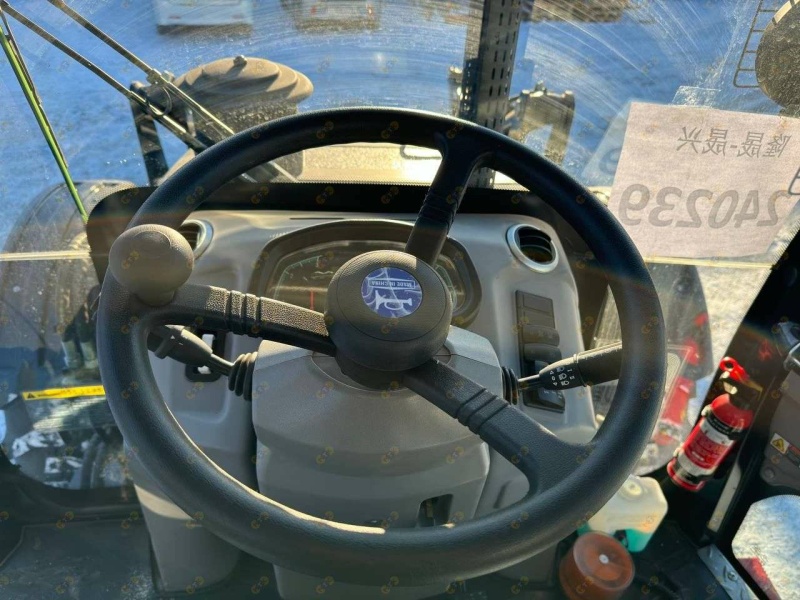 Экскаватор-погрузчик MTK WZM 4PRO