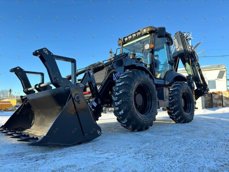 Экскаватор-погрузчик MTK WZM 4PRO