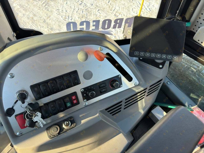 Экскаватор-погрузчик MTK WZM 4PRO