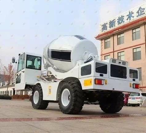 Бетоносмеситель MTK mix 3.0 с самозагрузкой