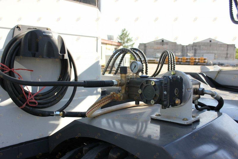 Бетоносмеситель MTK mix 5.5 с самозагрузкой