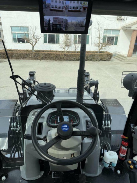 Экскаватор-погрузчик MTK CX4 PRO