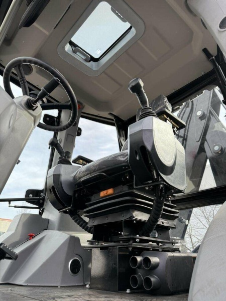 Экскаватор-погрузчик MTK CX4 PRO