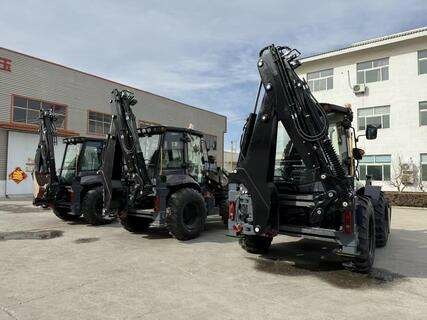 Экскаватор-погрузчик MTK CX4 PRO